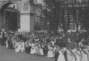 Manifestació a favor del vot femení a Nova York a l'any 1913